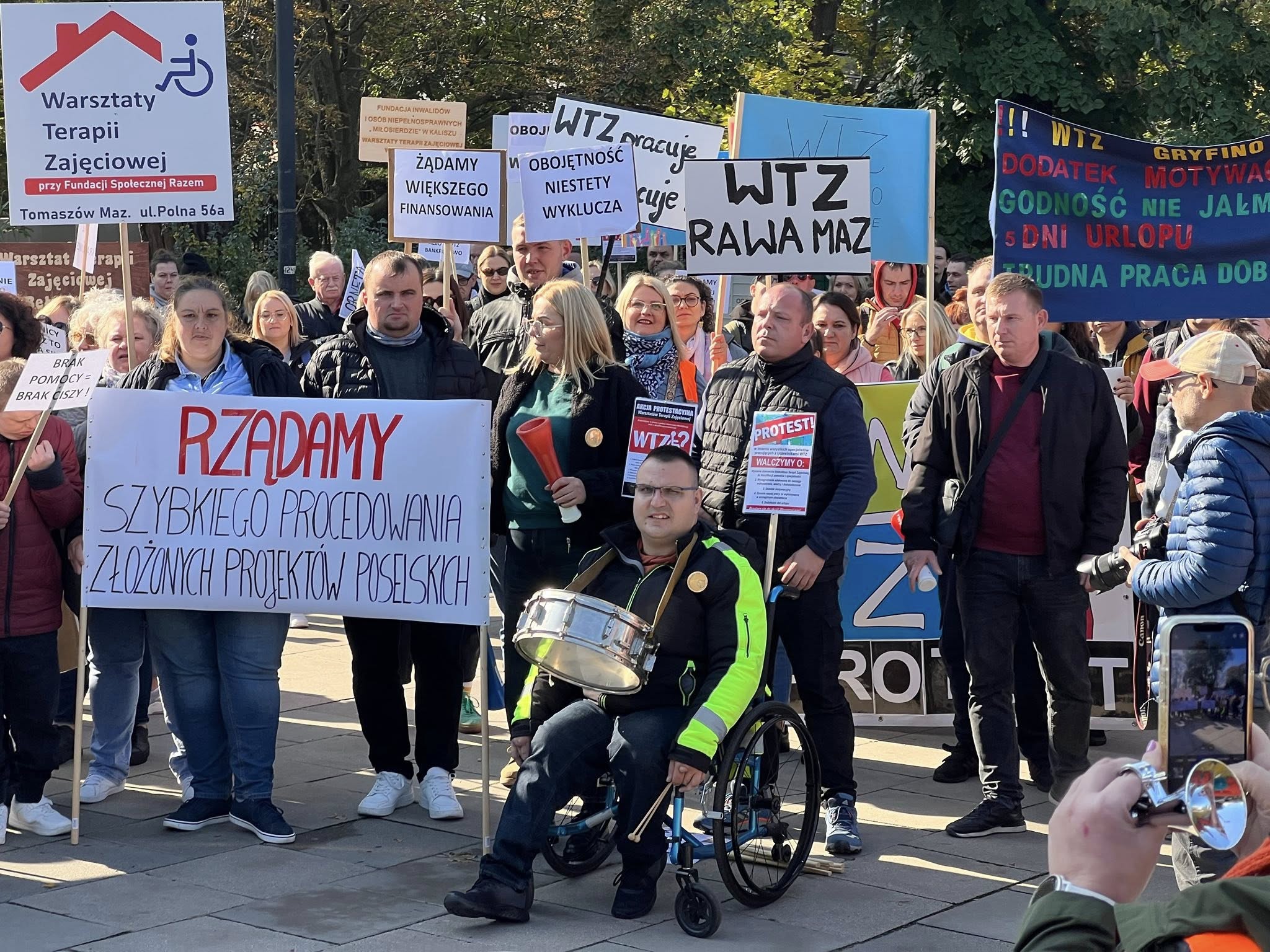 Fotorelacja z protestu w Warszawie